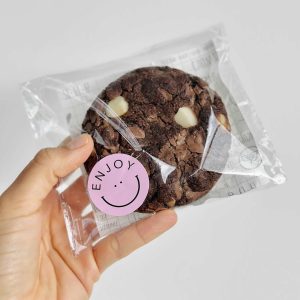 Choco Macadamia Cookie